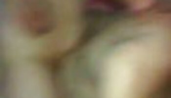 در حالی که همسر Busty کارهای خانه را انجام می دهد ، شوهر در هر فرصتی او را دانلود فیلم سکسی بدون فیلتر در اختیار دارد
